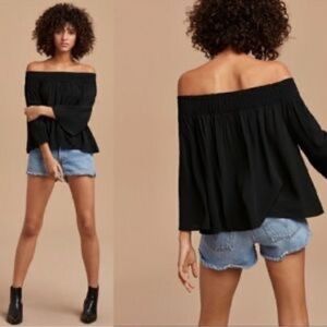Aritzia Talula Marcilly Off The‎ Shoulder Blouse Small HEP2-2361-17
